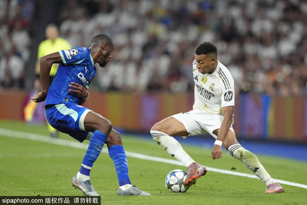 巴萨与皇马的巅峰对决：赛程分析与胜负悬念